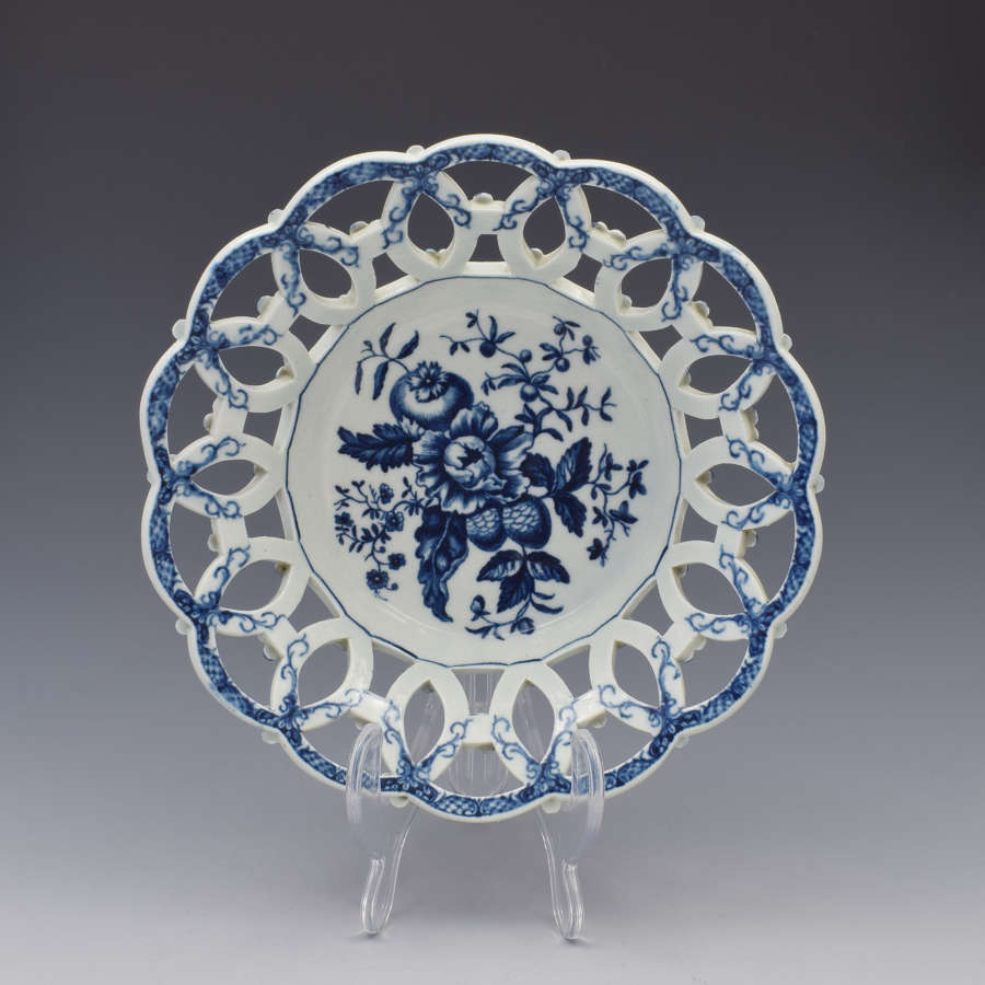 Baskets, Bowls & Dishes