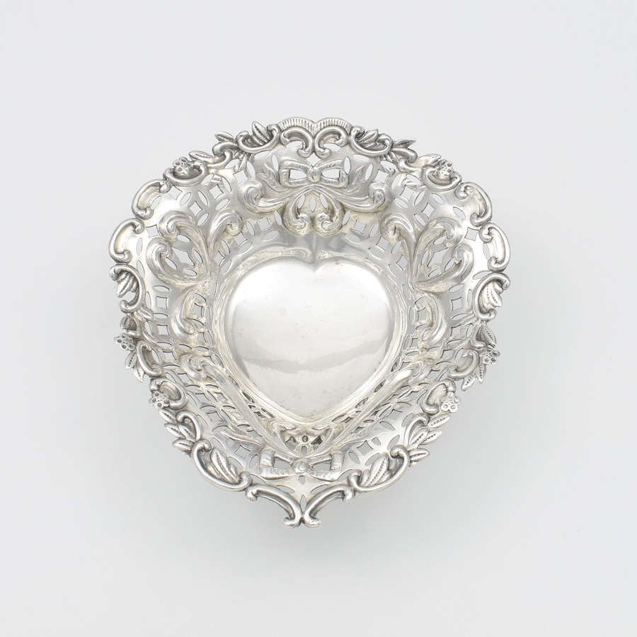 Trinket Dishes