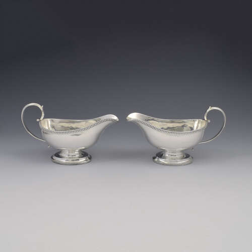 Stunning Pair Of Georgian Silver Pedestal Sauce Boats / Sauceboats
