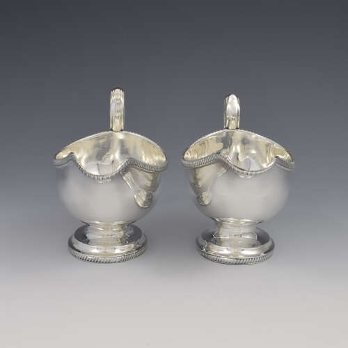 Stunning Pair Of Georgian Silver Pedestal Sauce Boats / Sauceboats