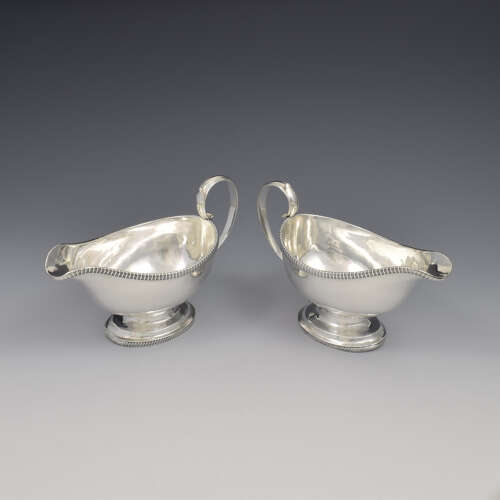 Stunning Pair Of Georgian Silver Pedestal Sauce Boats / Sauceboats