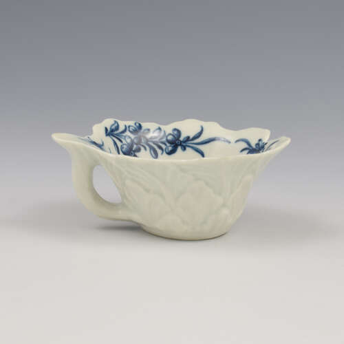 Rare Dr Wall / First Period Worcester Porcelain Butter Boat Rose & Running Border c.1760