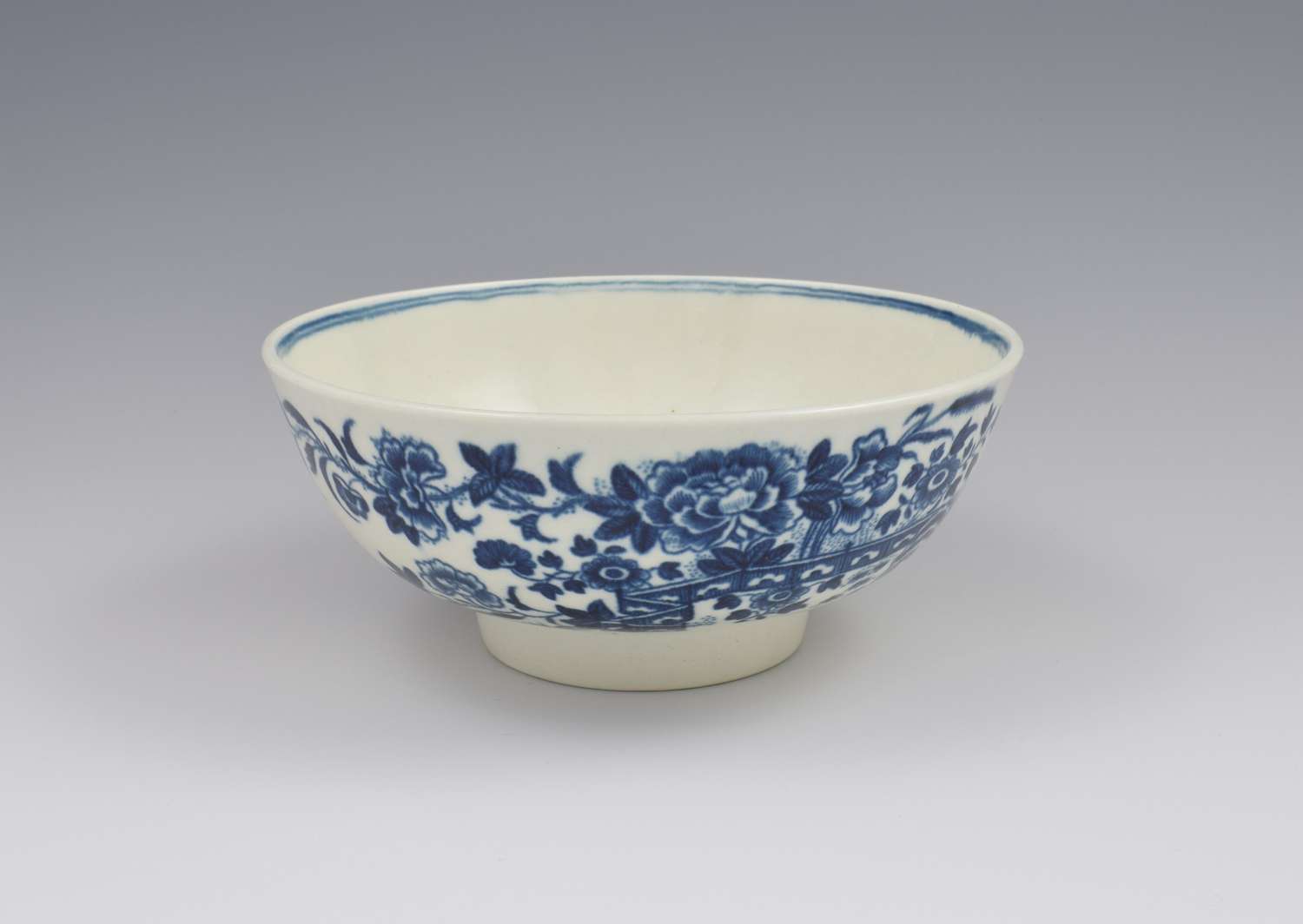 First Period Worcester Porcelain Slop Bowl Fence Pattern c.1770