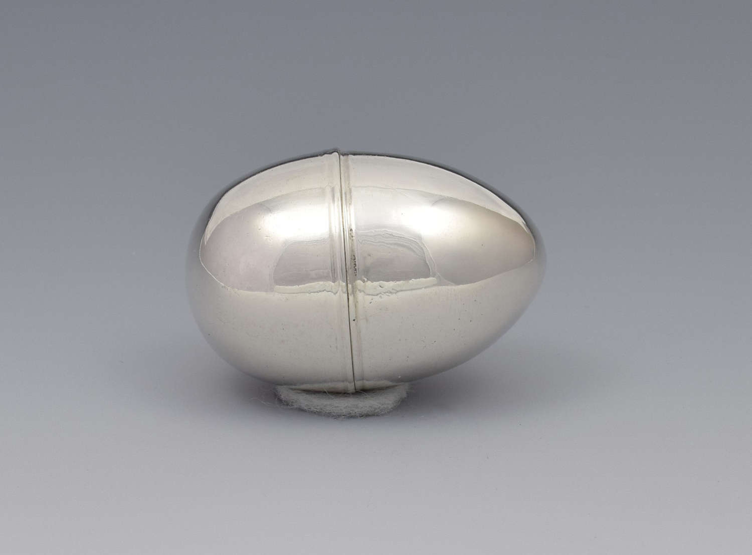 Large Georgian Silver Egg Nutmeg Grater Samuel Meriton