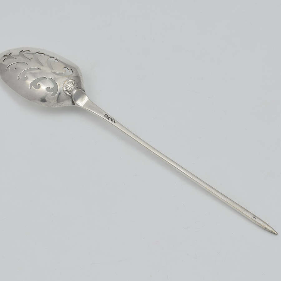 George II Shell Back Silver Mote Spoon C.1730