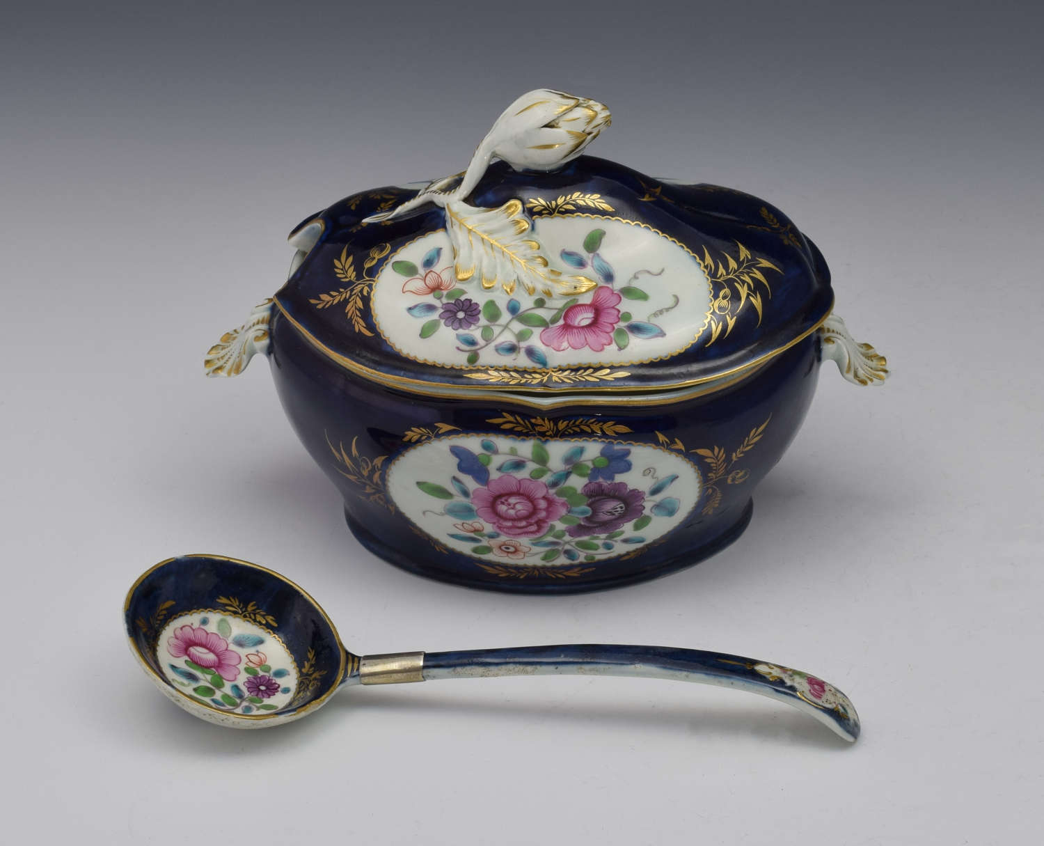First Period Worcester Sauce Tureen & Spoon Compagnie Des Indes