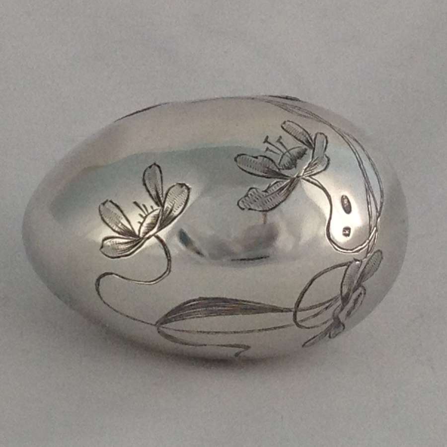 Art Nouveau Russian Silver Egg Coin Purse Vasily Kangin