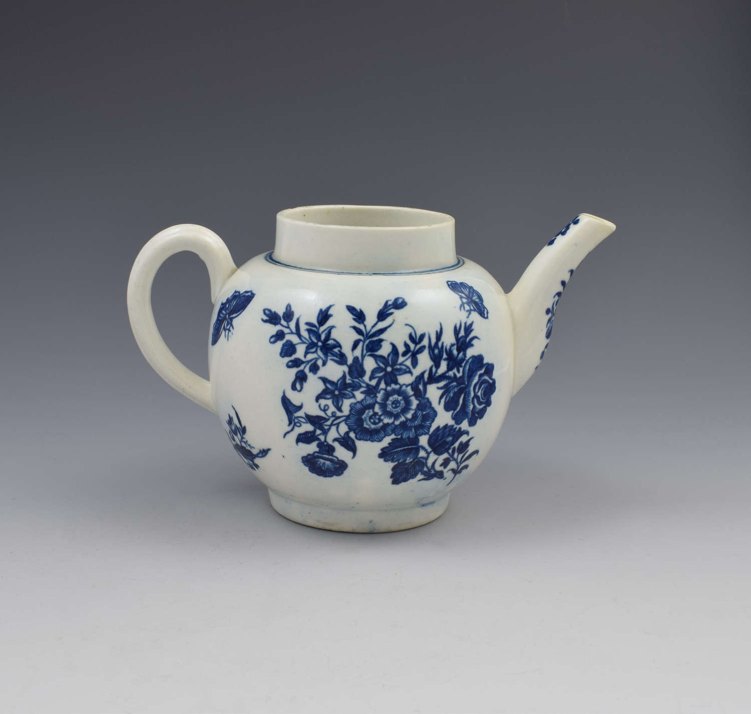 First Period Worcester Porcelain Three Flowers Teapot c.1770