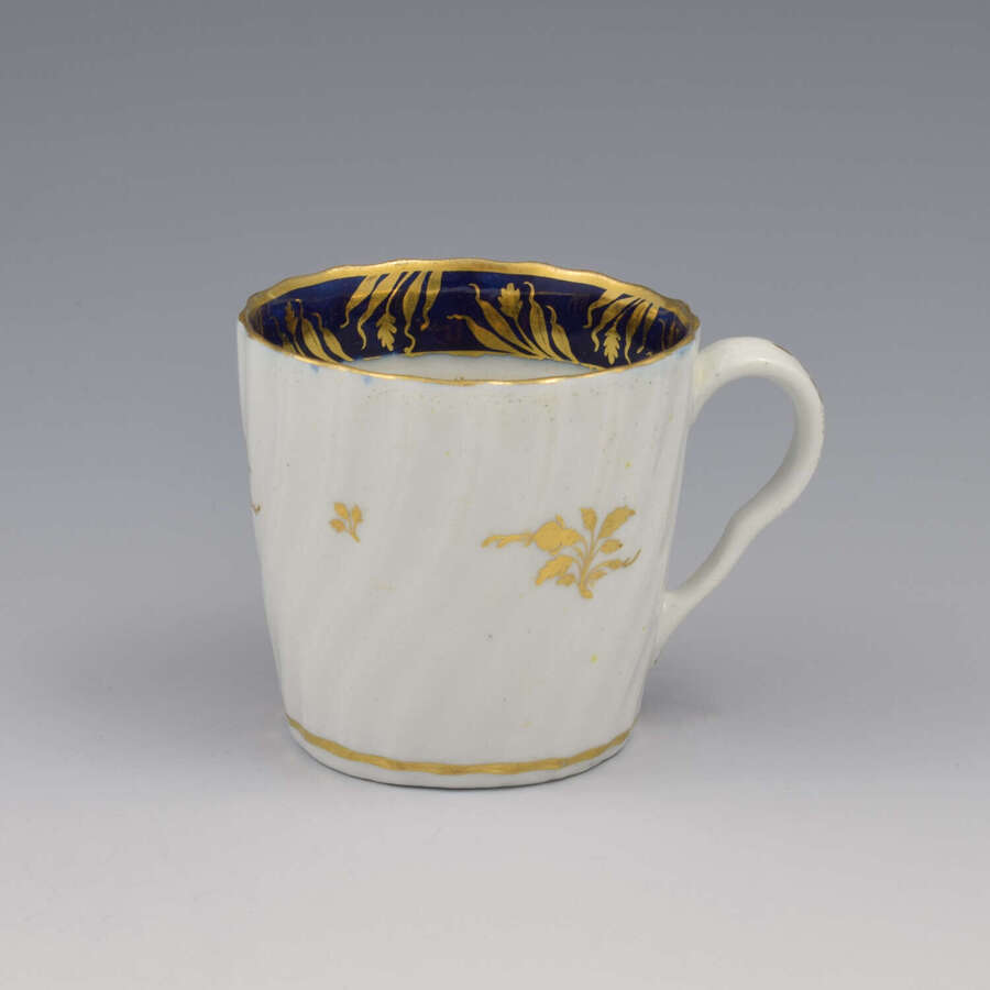 Chamberlain's Worcester Porcelain Spiral Fluted Coffee Can Patt. 273 c.1800