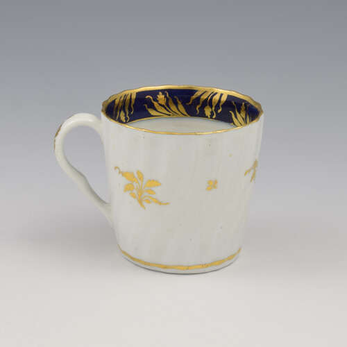 Chamberlain's Worcester Porcelain Spiral Fluted Coffee Can Patt. 273 c.1800