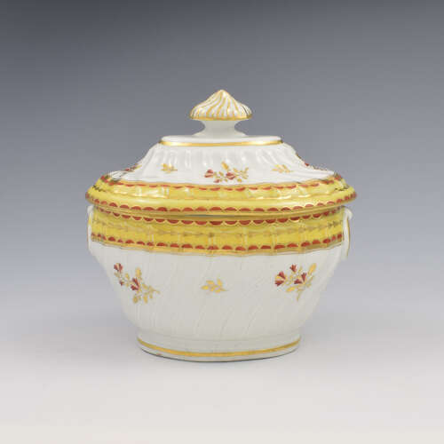 Gorgeous Chamberlain's Porcelain Spiral Fluted Sucrier Pattern 219 c.1800