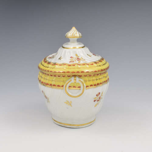 Gorgeous Chamberlain's Porcelain Spiral Fluted Sucrier Pattern 219 c.1800