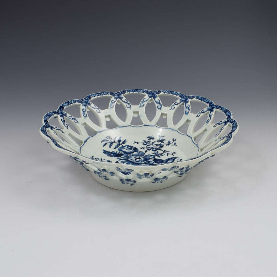 Large First Period Worcester Porcelain Pine Cone Pattern Basket c.1775