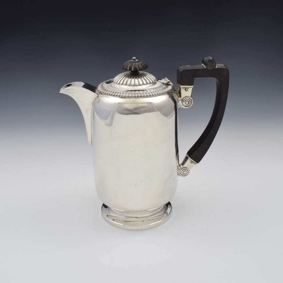 George V Large Silver Hot Water Jug / Coffee Pot 1913