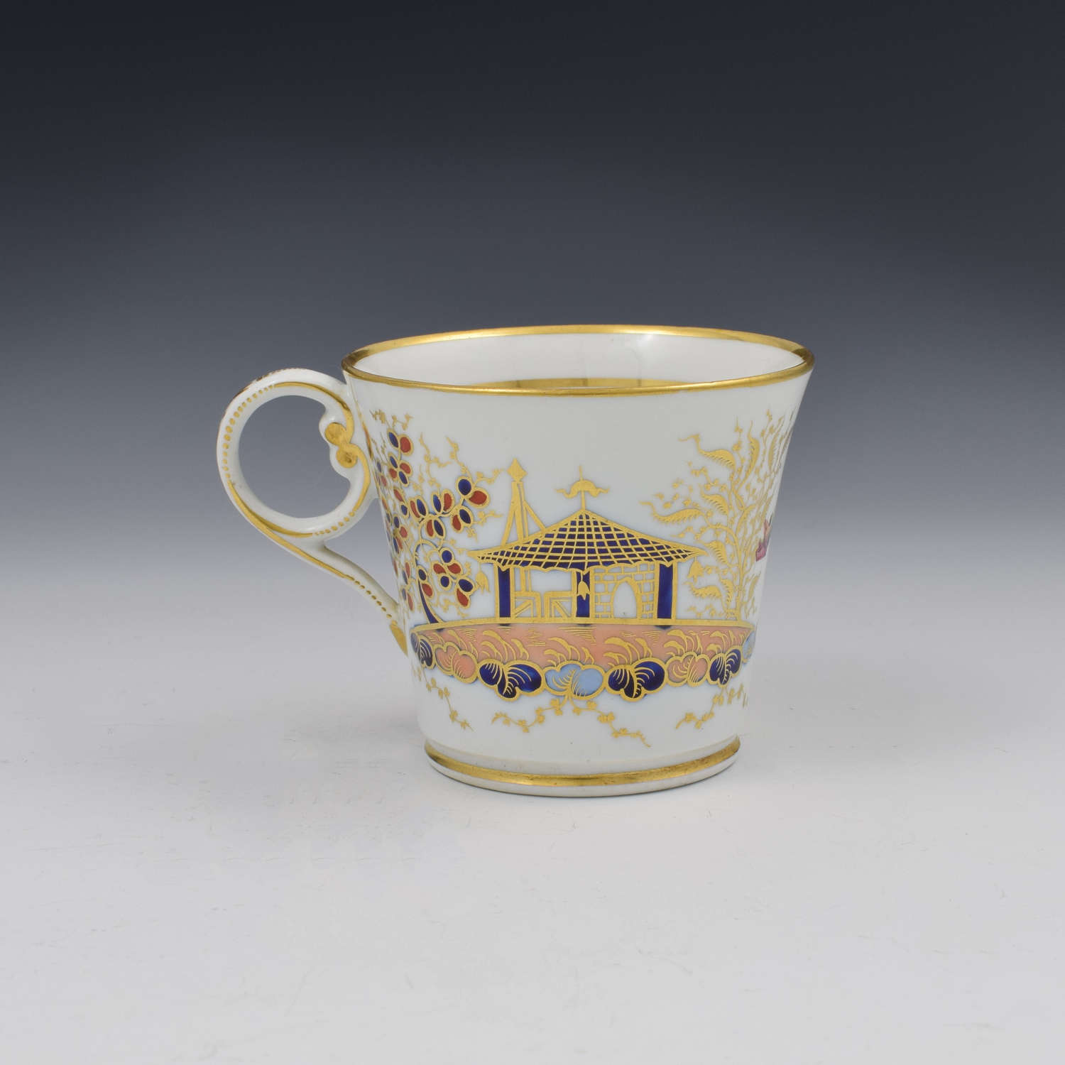 Chamberlain Worcester Porcelain Tapered Coffee Can Chinoiserie 767