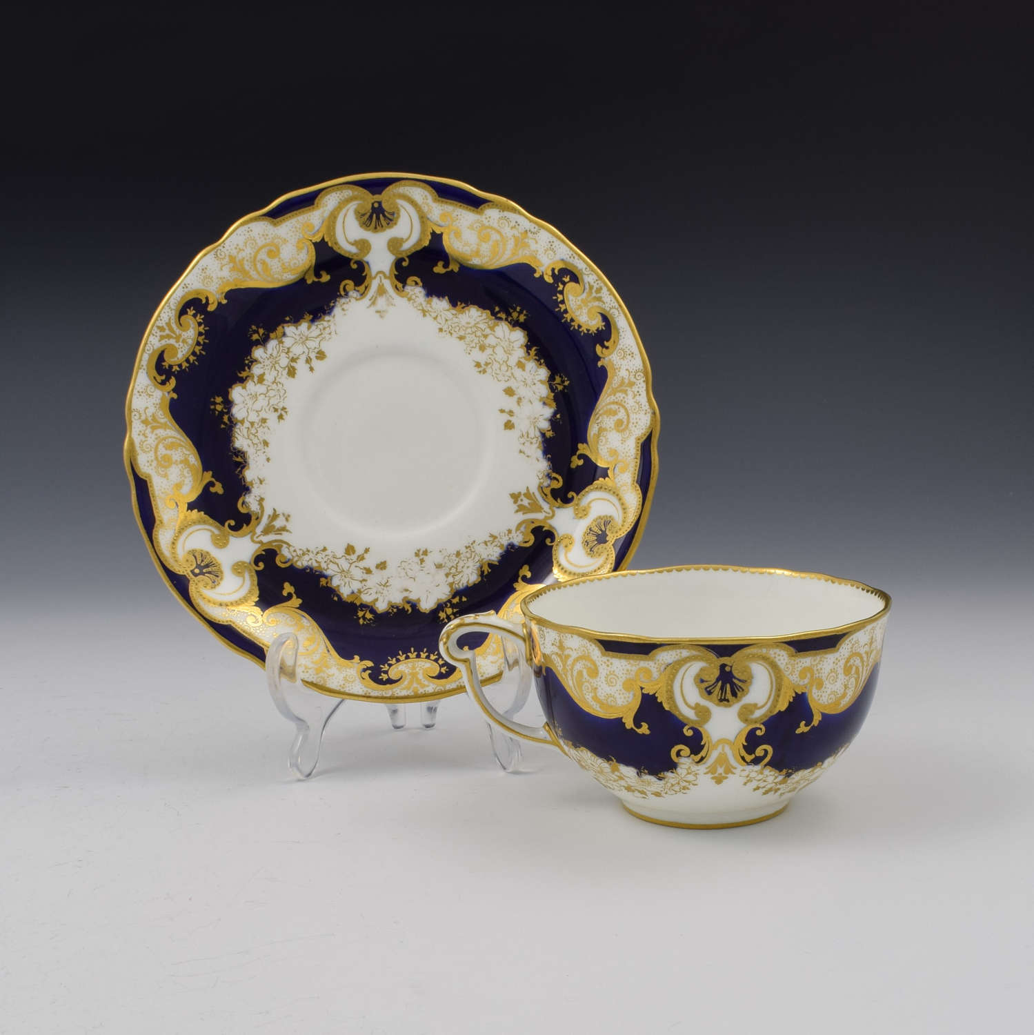 Fine Edwardian Royal Crown Derby Porcelain Tea Cup & Saucer 7347