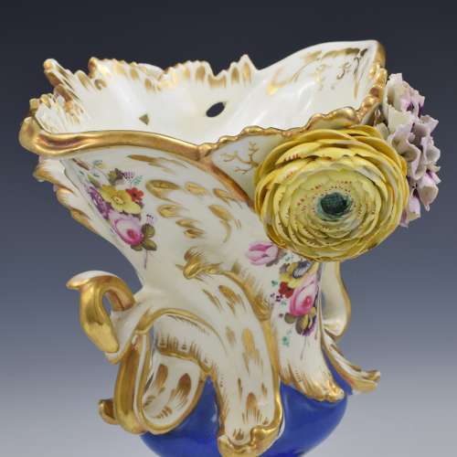 Stunning Pair Of Coalport Porcelain Coalbrookdale Rococo Flower Encrusted Vases c.1835