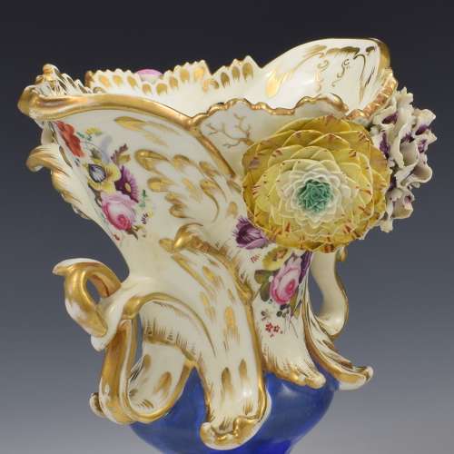 Stunning Pair Of Coalport Porcelain Coalbrookdale Rococo Flower Encrusted Vases c.1835