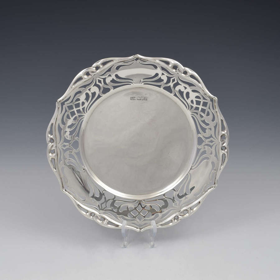 Edwardian Art Nouveau Pierced Silver Comport / Tazza Mappin & Webb