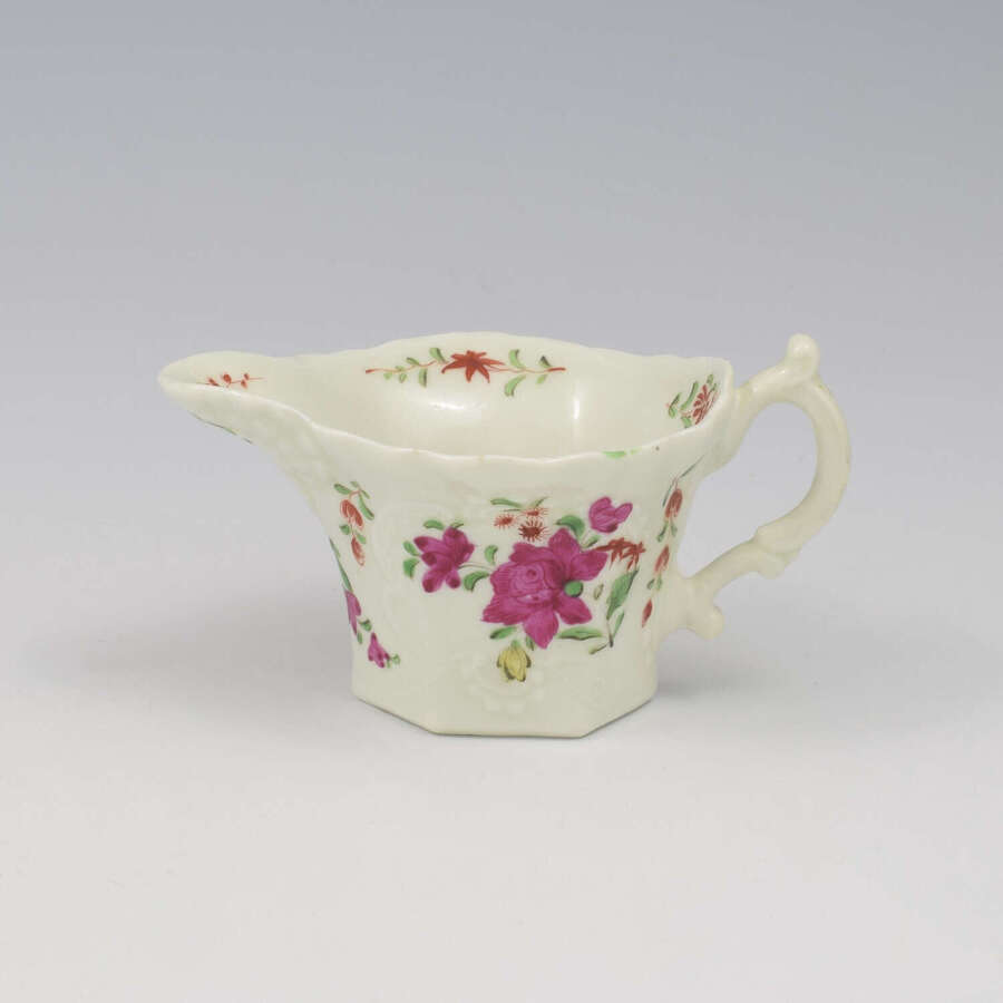Fine Dr Wall / First Period Worcester Porcelain Hexagonal Sauce Boat c.1755