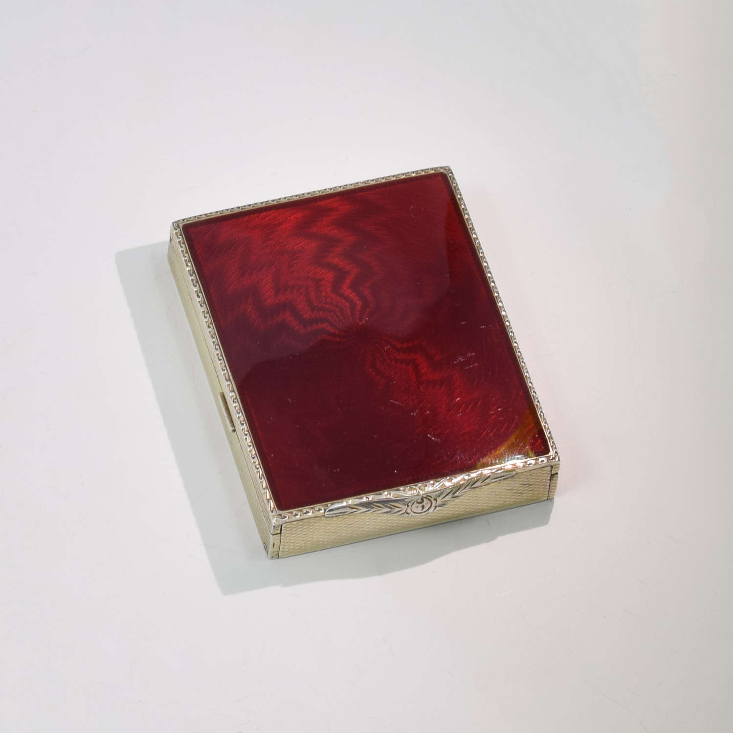 Fine Art Deco Silver Gilt & Red Guilloche Enamel Compact