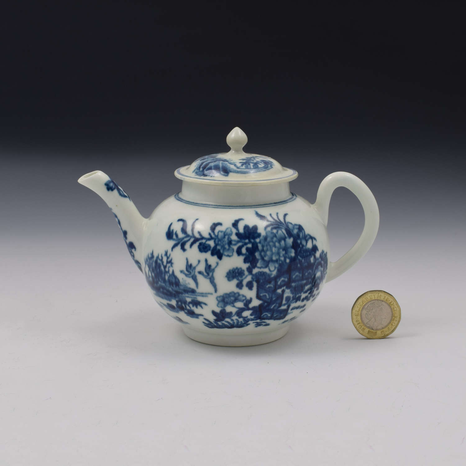 Worcester Porcelain Small / Miniature Fence Pattern Teapot c.1765