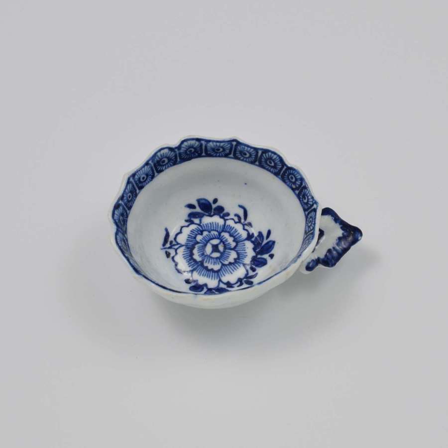 Derby Porcelain Blue & White Wine Taster / Tastevin c.1770