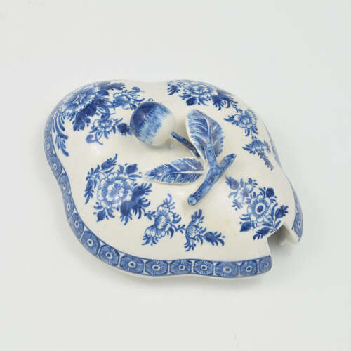 Superb Derby Porcelain Blue & White Quatrefoil Sauce Tureen & Cover c.1768