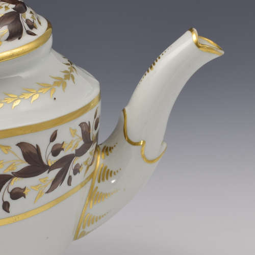 Flight & Barr Period Worcester Porcelain Teapot & Stand c.1800