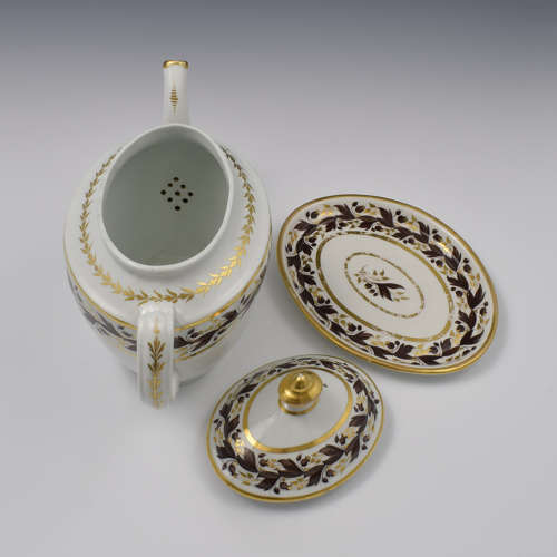 Flight & Barr Period Worcester Porcelain Teapot & Stand c.1800