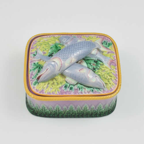 Stunning Victorian George Jones Pink / Lilac Majolica Sardine Box Model 1805 c.1875