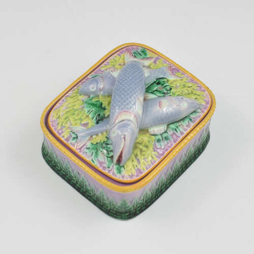 Stunning Victorian George Jones Pink / Lilac Majolica Sardine Box Model 1805 c.1875