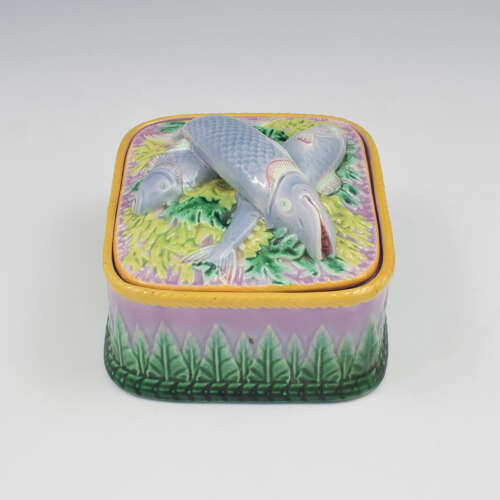 Stunning Victorian George Jones Pink / Lilac Majolica Sardine Box Model 1805 c.1875