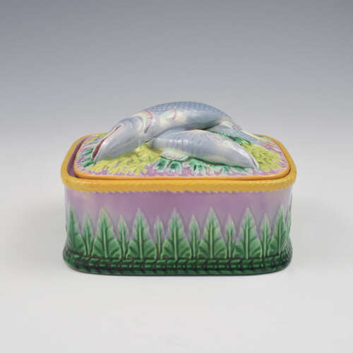 Stunning Victorian George Jones Pink / Lilac Majolica Sardine Box Model 1805 c.1875