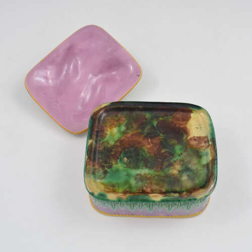 Stunning Victorian George Jones Pink / Lilac Majolica Sardine Box Model 1805 c.1875