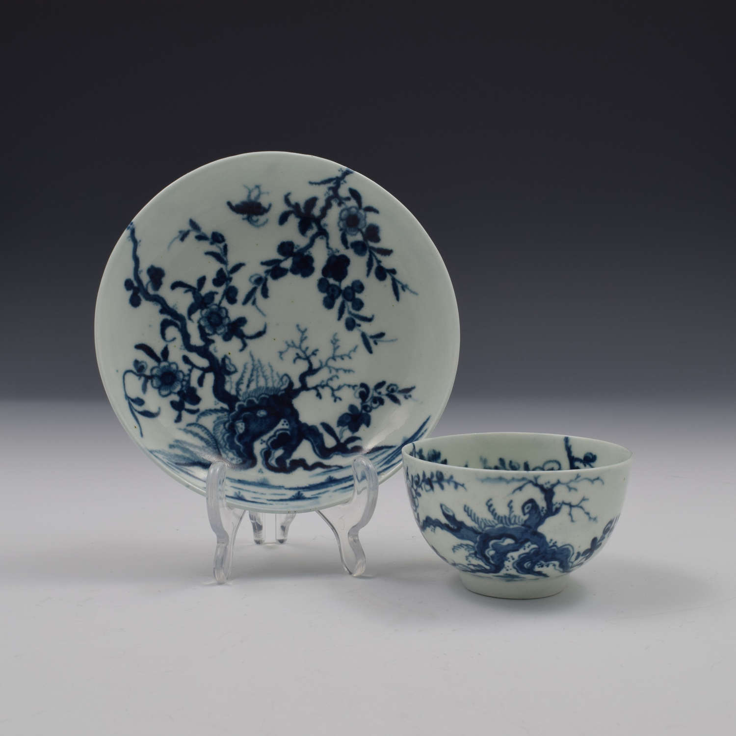 First Period Worcester Porcelain Prunus Root Tea Bowl & Saucer c.1760