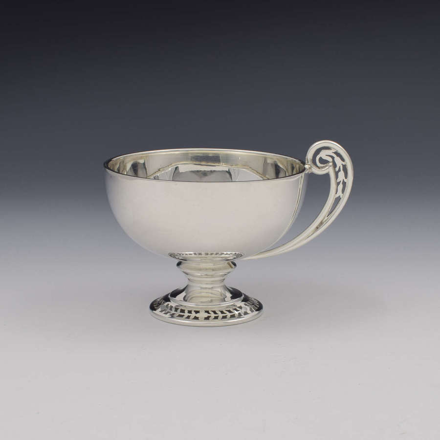 Art Deco Silver Pedestal Christening Cup / Mug Chester 1928