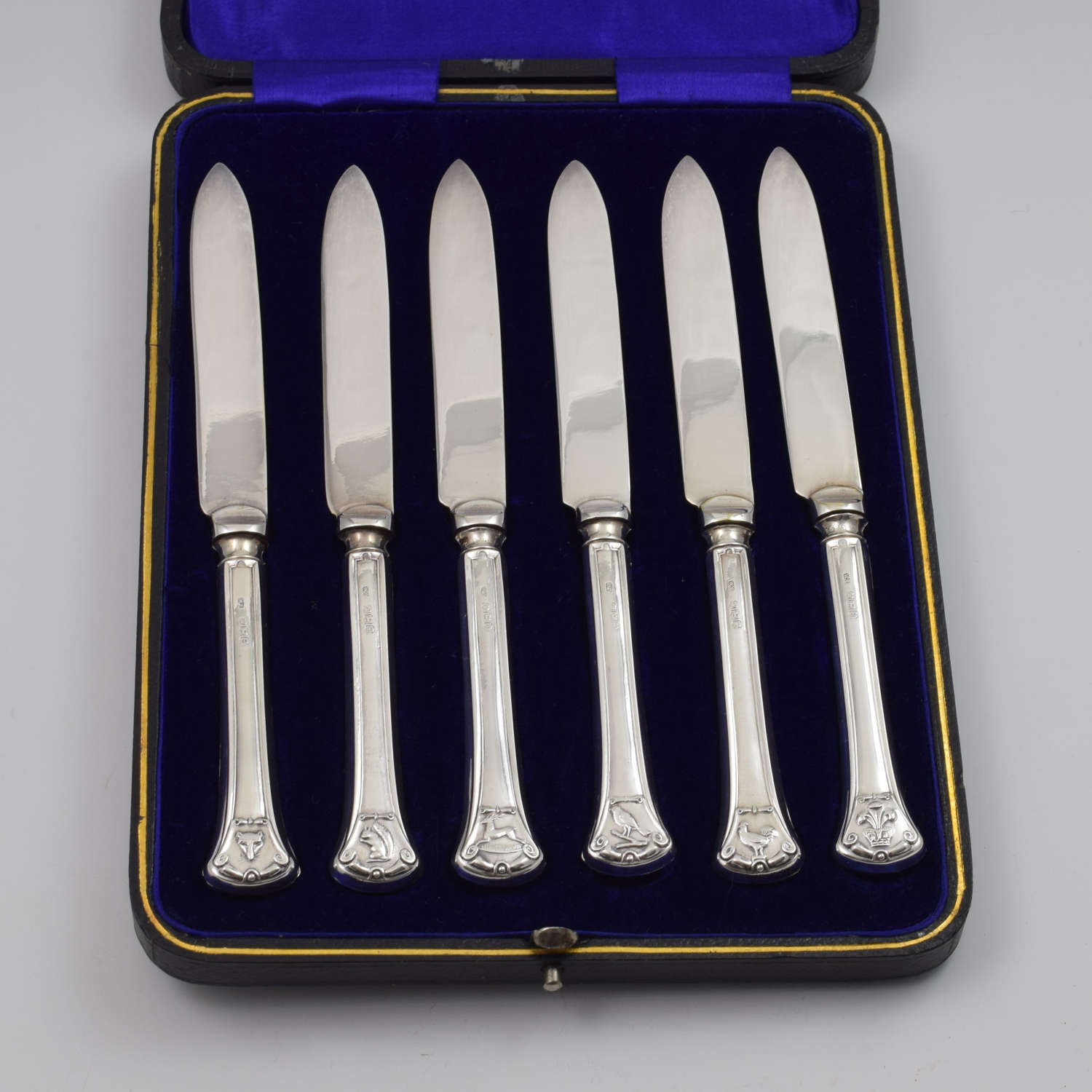 Novelty Cased Silver Fruit Knives Animals & Prince Of Wales Feathers