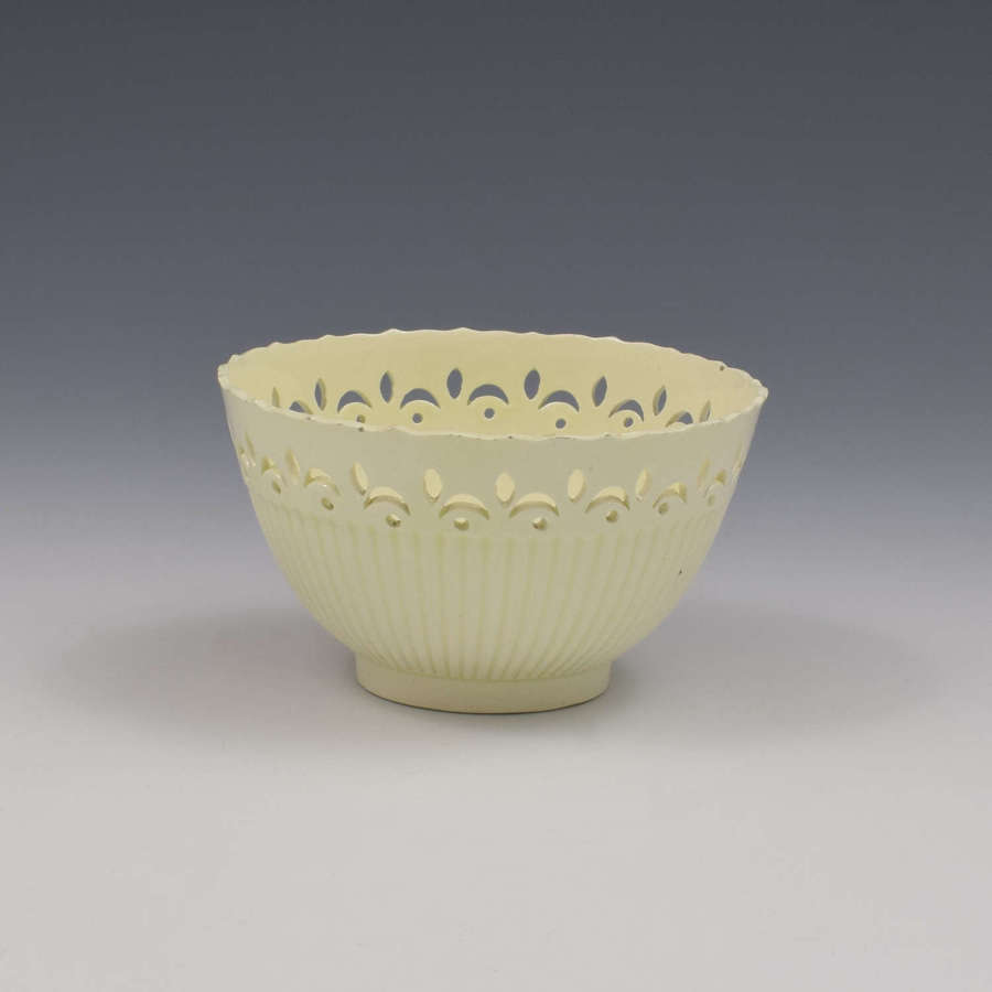 Unusual Small Pierced & Ribbed Leeds Creamware Bowl c.1790
