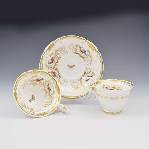 Stunning Davenport Porcelain Fancy Birds Tea and Coffee Cup & Saucer Trio Pattern 916