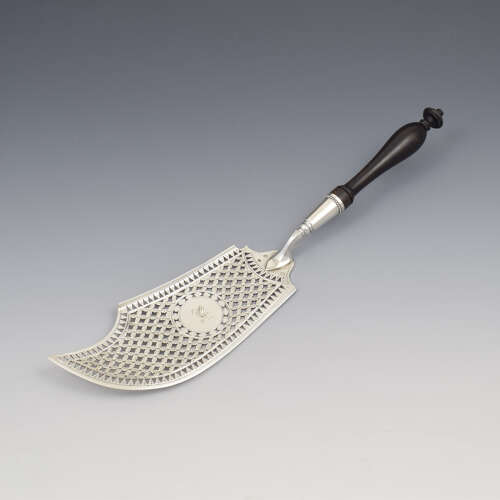 Fine 18th Century French Pierced 0.950 Silver Fish Slice Server Paris