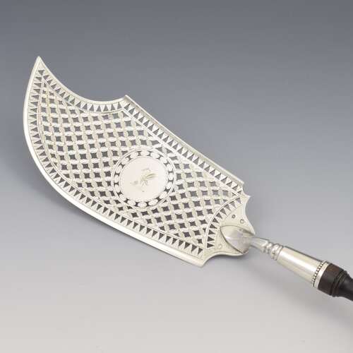 Fine 18th Century French Pierced 0.950 Silver Fish Slice Server Paris