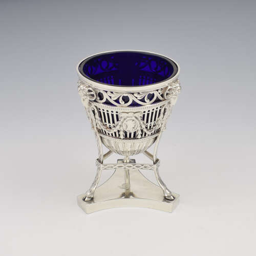 Stunning Large Neoclassical Pierced Silver Pedestal Bonbon Basket / Dish / Bowl