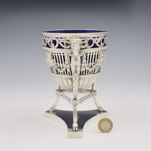 Stunning Large Neoclassical Pierced Silver Pedestal Bonbon Basket / Dish / Bowl
