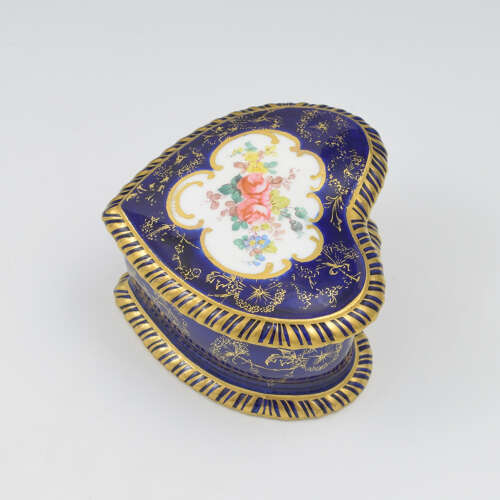 Rare Edwardian Royal Crown Derby Porcelain Heart Shaped Jewellery Box Patt. 5589 1905