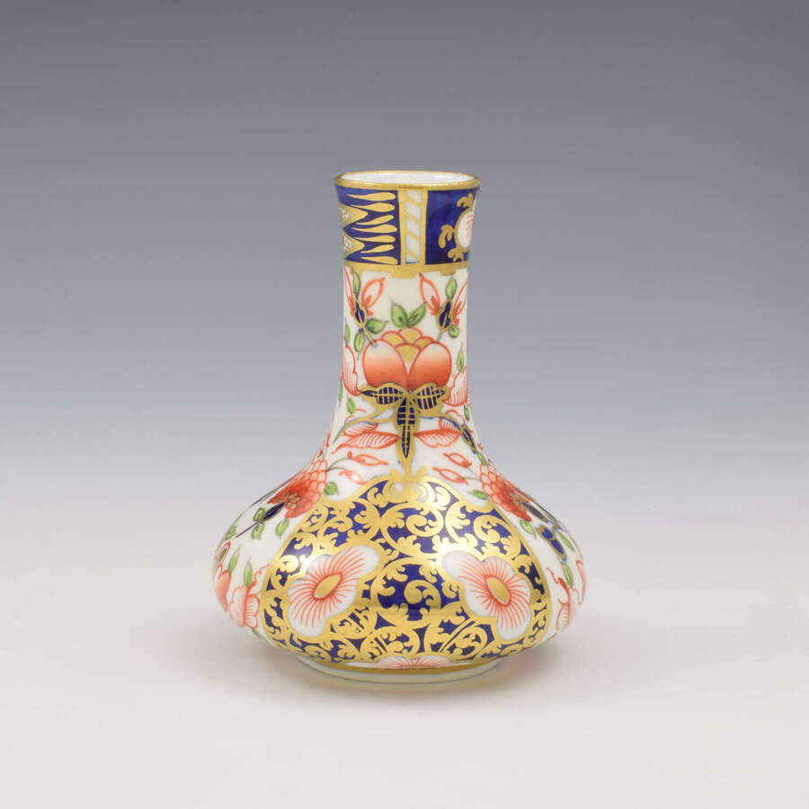 Victorian Stevenson & Hancock King Street Derby Imari Porcelain Bud Vase 6299 c.1880
