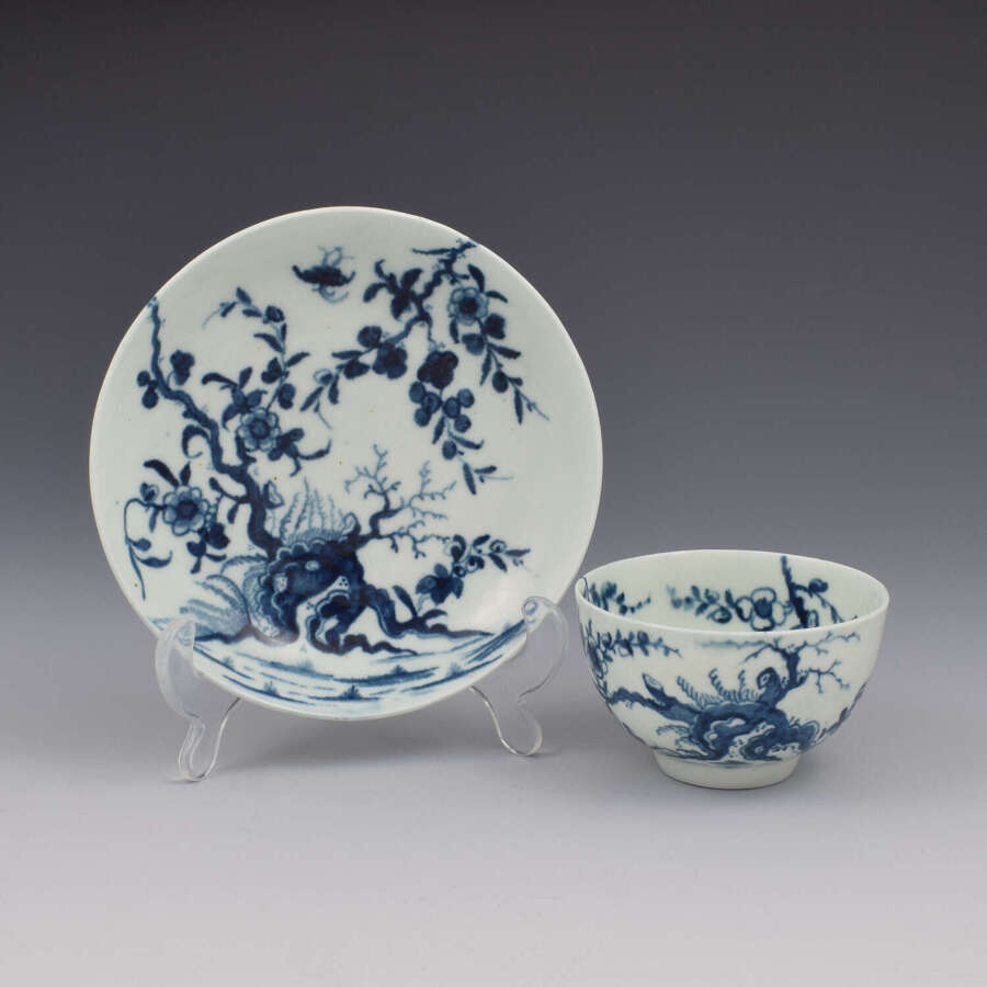 Lovely First Period Worcester Porcelain Prunus Root Tea Bowl & Saucer c.1760
