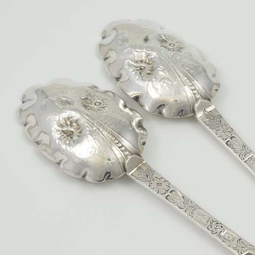 Pair William III Dog Nose Silver Table Spoons Beaded Rattail Edward Gibson 1700