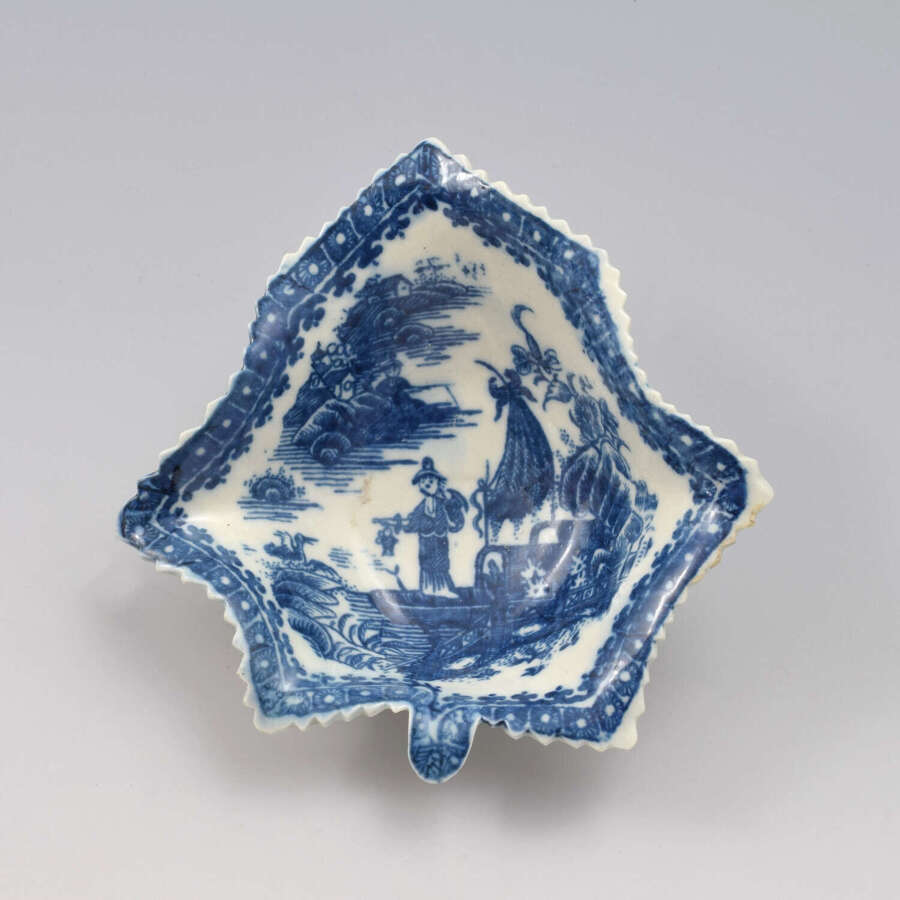 Fine Caughley Porcelain Leaf Shaped Pickle Dish Fisherman Pattern c.1780