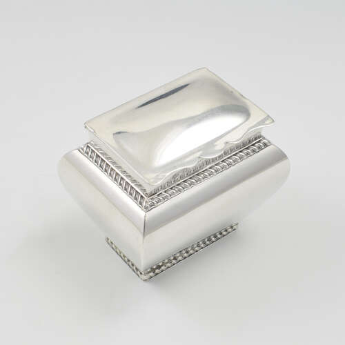 Edwardian Silver Bombe Shape Tea Caddy William Hutton & Sons 1907